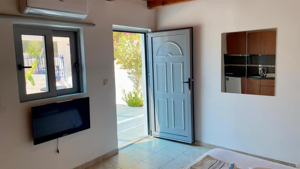 Iris Studios Archangelos  Exteriör bild